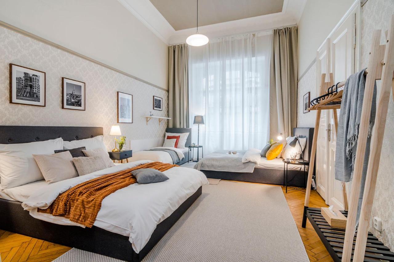 Modern And Huge Apts In Center By Michal&Friends Daire Prag Dış mekan fotoğraf