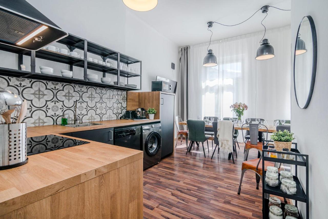 Modern And Huge Apts In Center By Michal&Friends Daire Prag Dış mekan fotoğraf